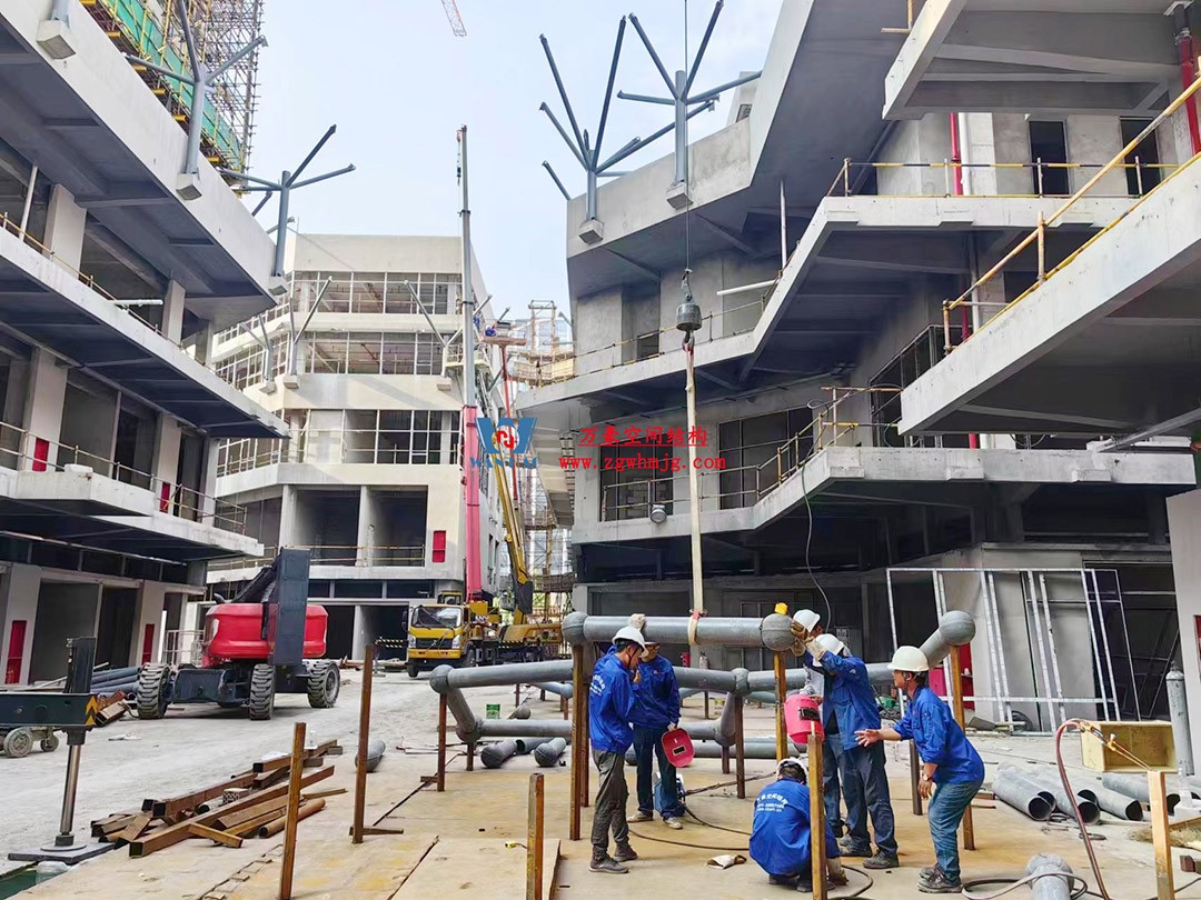 已完工,這個(gè)ETFE氣枕商業(yè)天幕閃亮登場(chǎng)! 已完工,這個(gè)ETFE氣枕商業(yè)天幕閃亮登場(chǎng)!