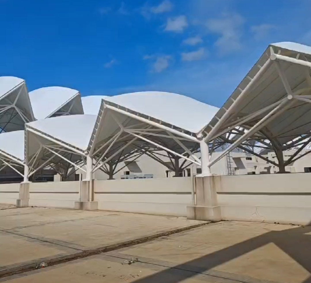 超強臺風"摩羯"狂嘯登陸，這個膜結構天幕經受嚴峻考驗！