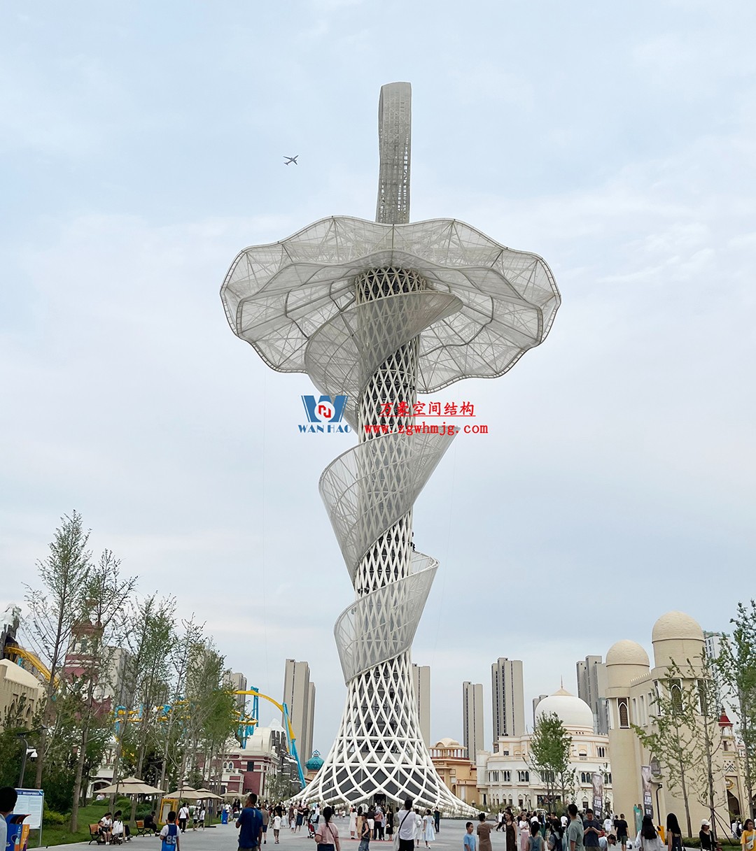 ETFE膜結(jié)構(gòu)地標(biāo)塔—以愛(ài)之名，點(diǎn)亮絲路歡樂(lè)世界