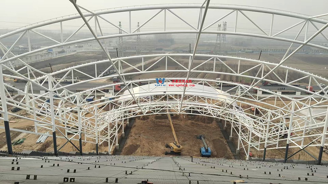 備受青睞的鋼膜結(jié)構(gòu)建筑景觀(guān)