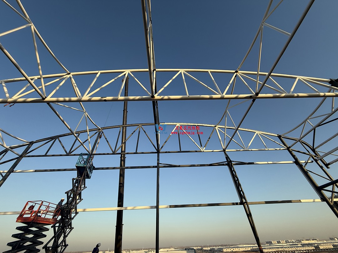 備受青睞的鋼膜結(jié)構(gòu)建筑景觀(guān)