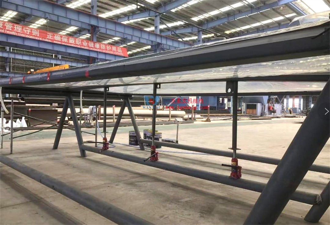 科技賦能品質(zhì)工程 | 萬(wàn)豪集團(tuán)攜手浙大團(tuán)隊(duì)圓滿(mǎn)完成無(wú)錫奧體中心膜結(jié)構(gòu)排水試驗(yàn)驗(yàn)收